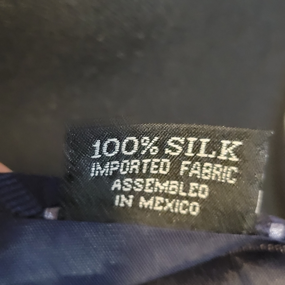 Cocktail Collection 100% silk blue & gray men's tie - Picture 5 of 5